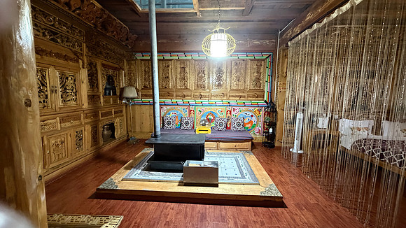 Tibetan decor