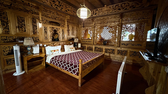 Tibetan decor