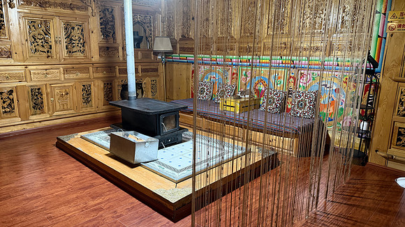 Tibetan decor