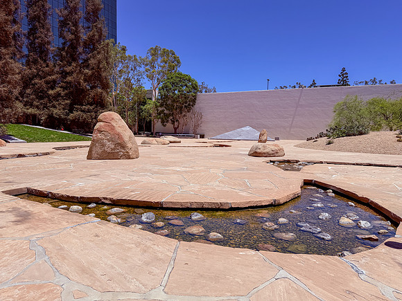 Noguchi Garden