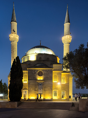 Sehitler Mosque - Baku