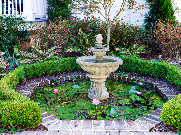 Calhoun Mansion