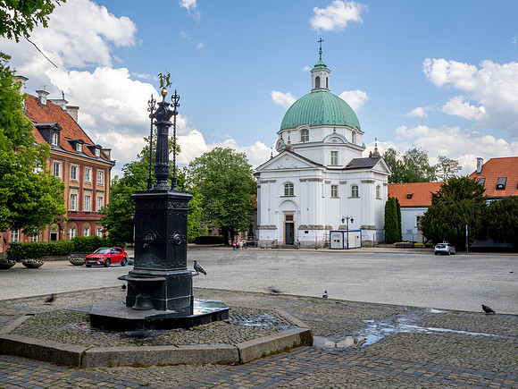 Warsaw rebuilt Old Town
