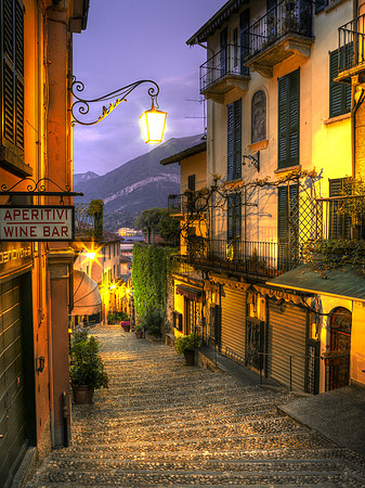 Bellagio Promenade Dawn