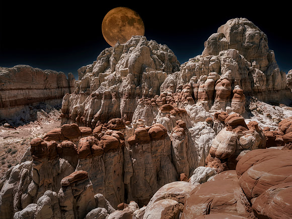 Moonscape on Rimrocks
